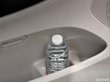  Cup holder prop (tertiary) photo